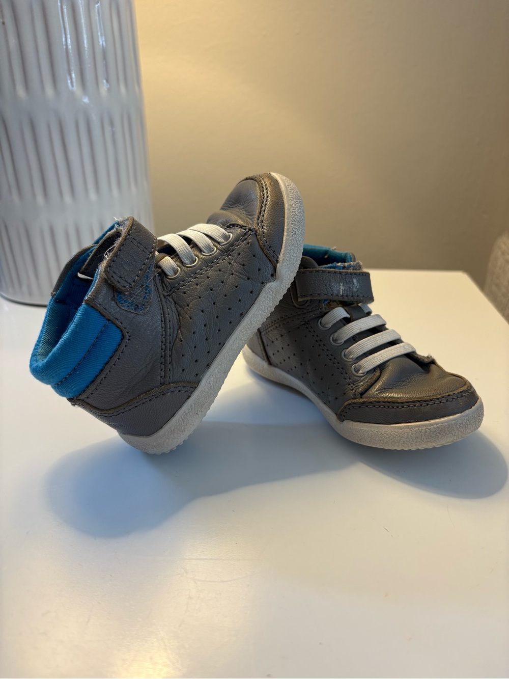 Stride Rite Kids Gray High-Top Sneakers with Blue Accent